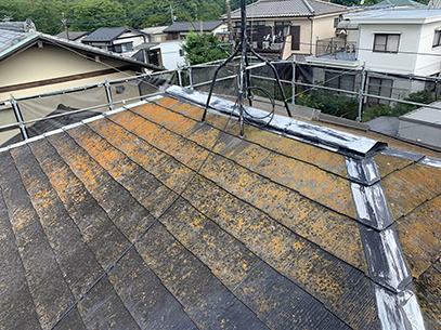屋根塗装工事で心配してた雨漏りも安心！