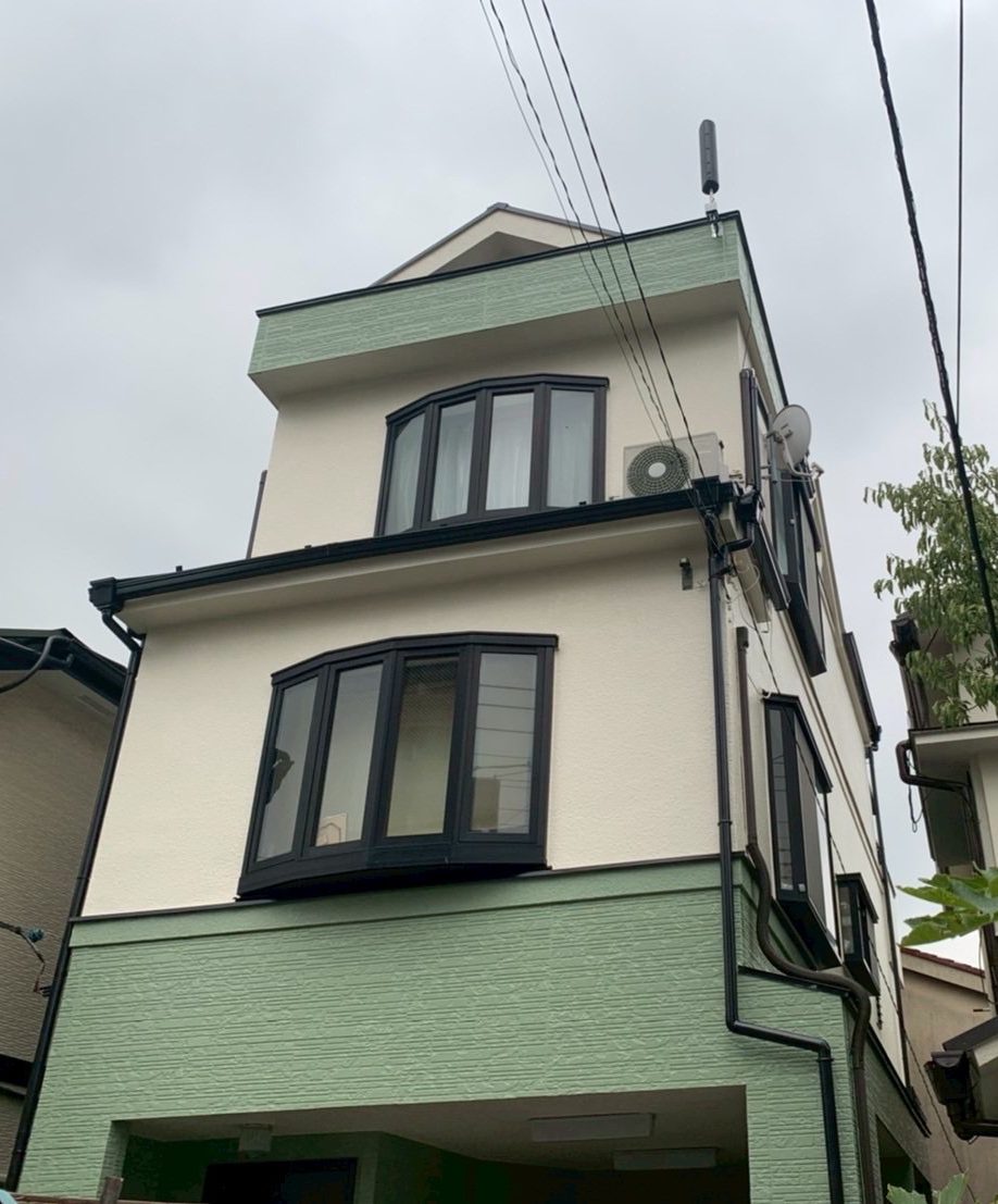 八王子市大和田町｜外壁塗装・屋根塗装｜ブロークンホワイト×フレンチグリーン